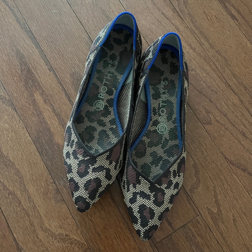 Rothy's Leopard Pattern Pointy Flats